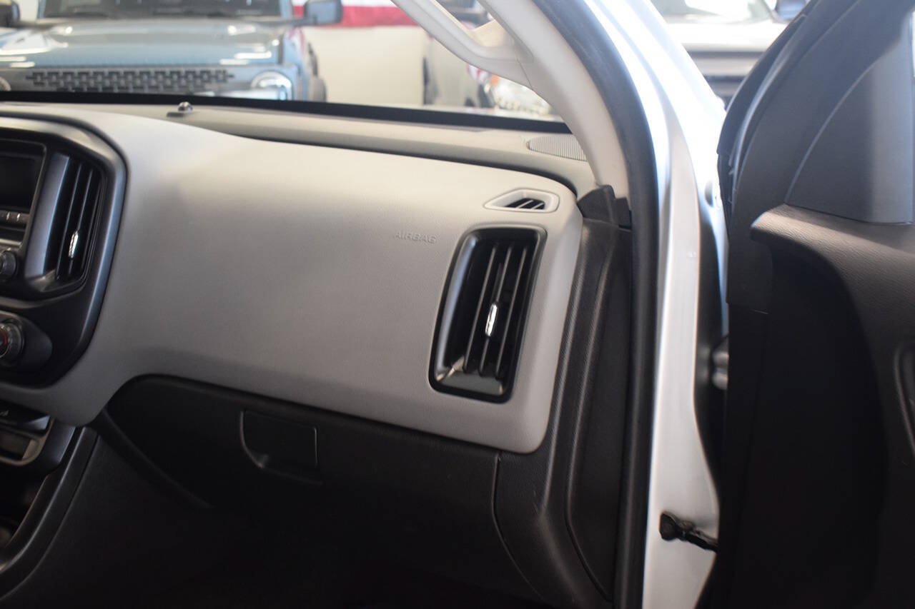 Used 2016 Chevrolet Colorado W/T RWD image 20