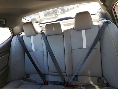 Used 2026 Toyota Camry SE image 4