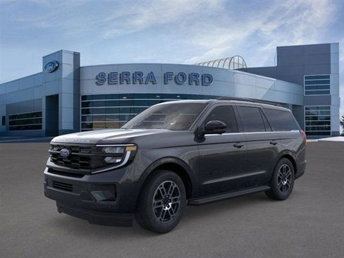 New 2026 Ford Expedition Active image 1