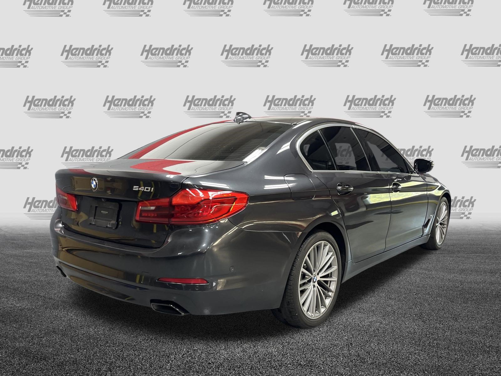 Used 2020 BMW 540i w/ Premium Package RWD image 5