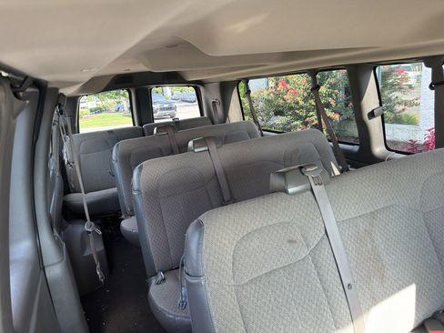 Used 2025 GMC Savana 3500 LT w/ LT Preferred Equipment Group RWD image 14