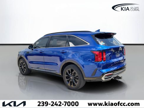 Used 2021 Kia Sorento SX FWD image 3