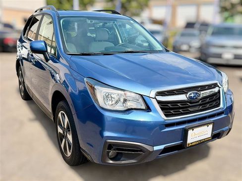 Used 2018 Subaru Forester 2.5i Premium AWD/4WD image 4