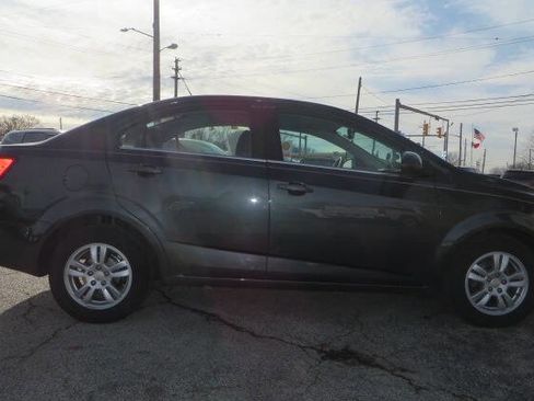Used 2016 Chevrolet Sonic LT image 16