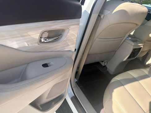 Used 2017 Nissan Murano SL FWD image 17
