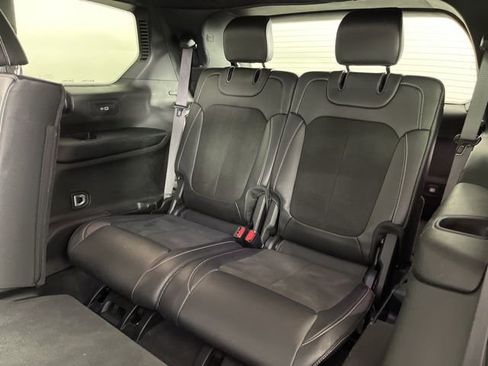 Used 2024 Jeep Grand Cherokee L Laredo image 49