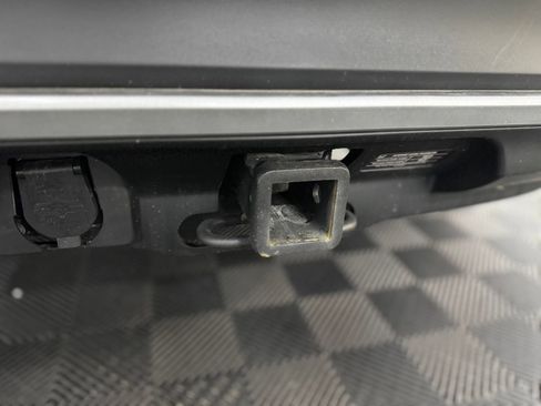 Used 2019 Honda Pilot Touring image 9