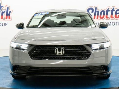 Certified 2025 Honda Accord SE image 11