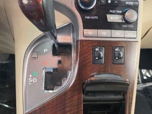 Used 2009 Toyota Venza FWD image 29