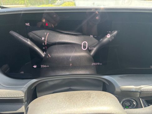 Used 2025 Buick Encore GX Preferred FWD image 39