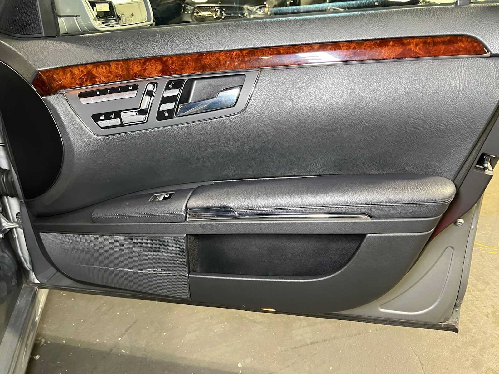 Used 2013 Mercedes-Benz S 550 image 10