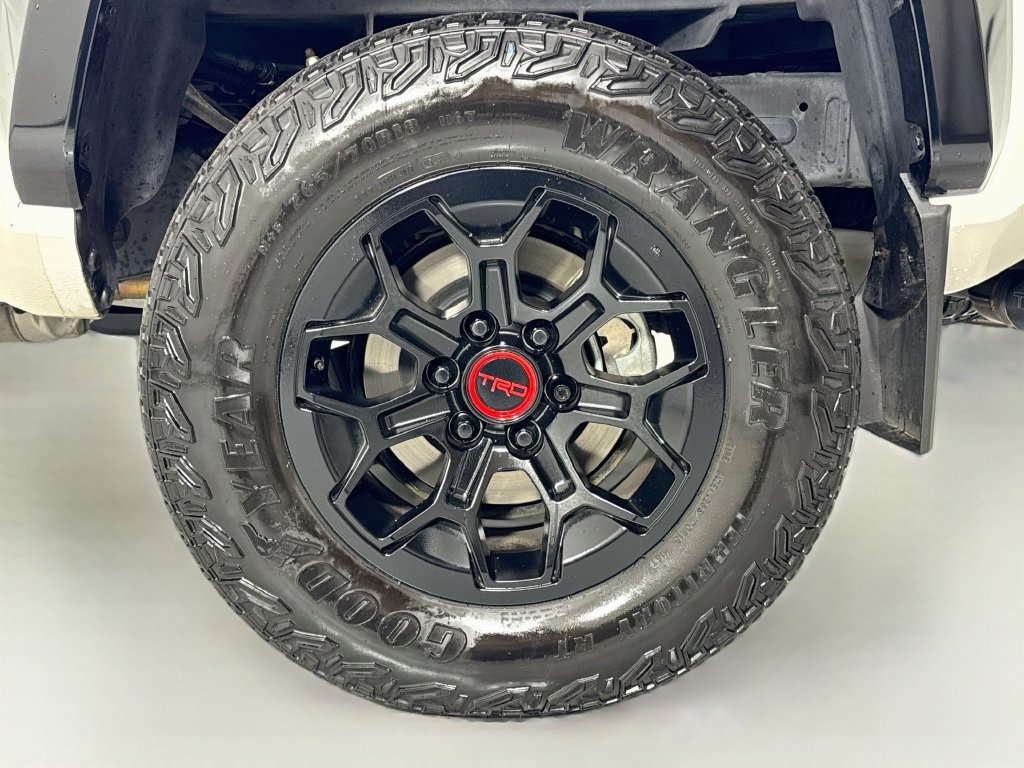 Used 2024 Toyota Tacoma TRD Pro AWD/4WD image 12