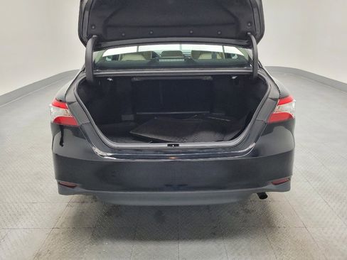 Used 2019 Toyota Camry LE image 29