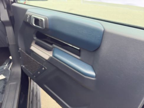 Used 2022 Ford Bronco Outer Banks image 17