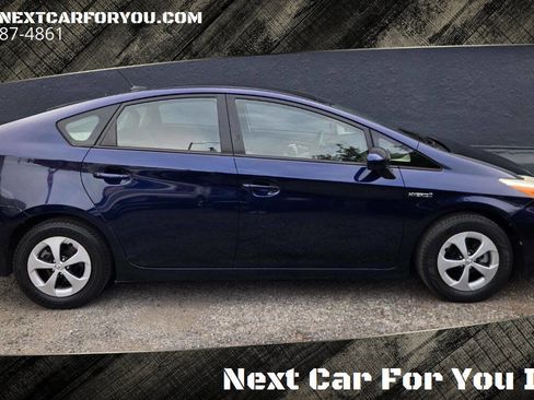 Used 2013 Toyota Prius Four FWD image 5