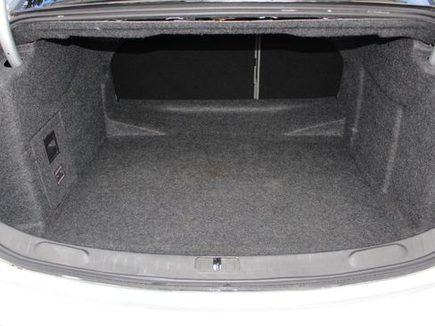 Used 2018 Chevrolet Impala LT image 40