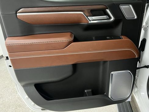 Used 2024 GMC Sierra 1500 Denali Ultimate image 46