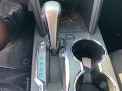 Used 2015 Chevrolet Equinox LT w/ Driver Convenience Package image 10