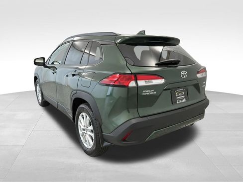 Used 2023 Toyota Corolla Cross LE AWD/4WD image 7