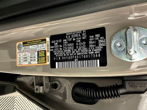 New 2026 Kia EV9 Land image 9