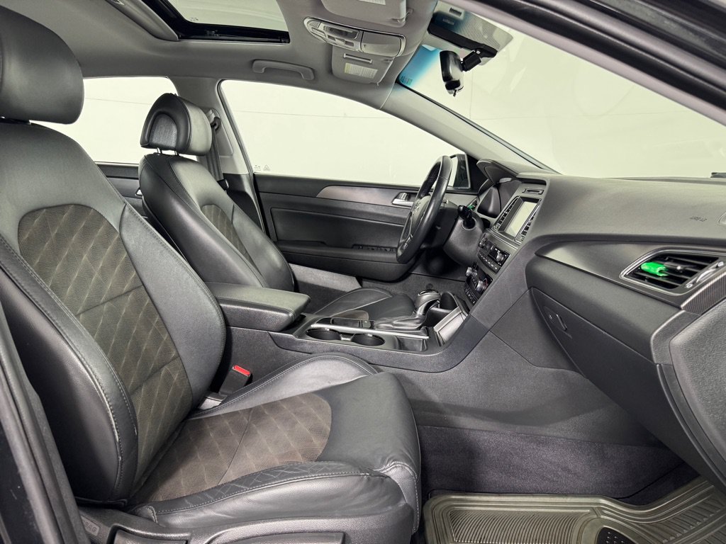 Used 2017 Hyundai Sonata Sport w/ Value Edition Package 02 FWD image 26