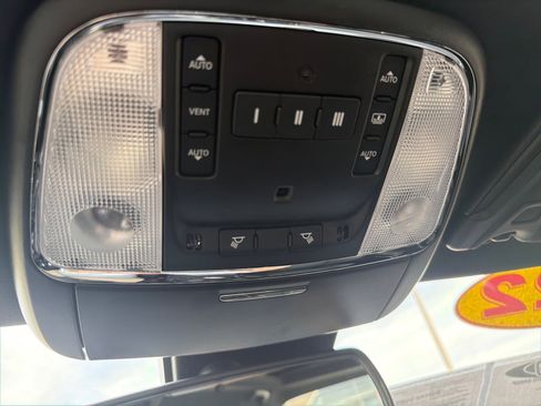 Used 2022 Chrysler 300 S w/ Comfort Group image 39