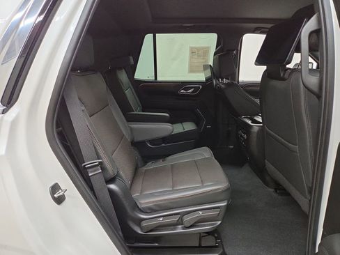 Used 2024 Chevrolet Tahoe High Country AWD/4WD image 11