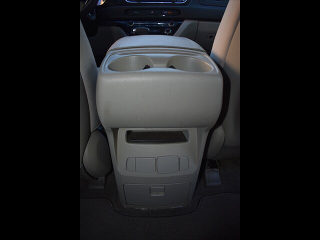 Used 2020 Kia Sedona LX FWD image 30