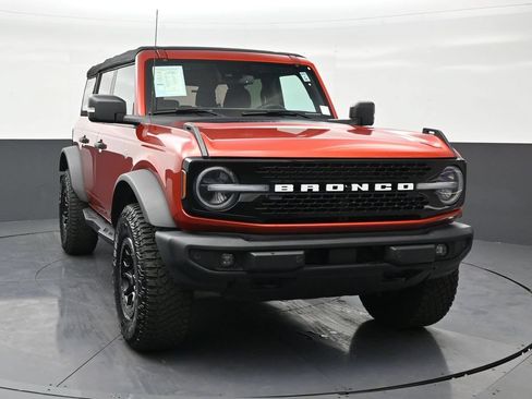 Used 2022 Ford Bronco Wildtrak AWD/4WD image 8