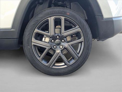 New 2026 Jeep Compass Limited image 10