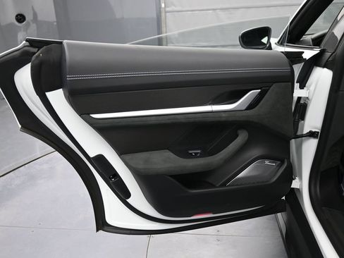 Certified 2025 Porsche Taycan GTS AWD/4WD image 24