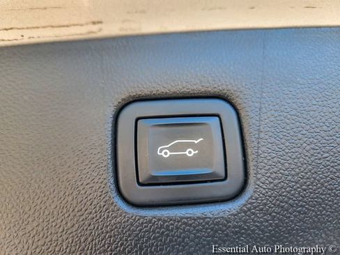Certified 2022 Chevrolet Blazer LT FWD image 21