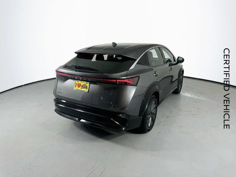 Certified 2023 Nissan Ariya FWD image 9