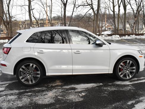 Used 2020 Audi SQ5 Premium Plus w/ Premium Plus Package image 8