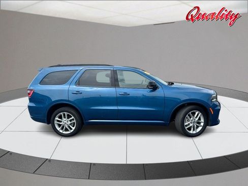 Used 2024 Dodge Durango GT AWD/4WD image 2