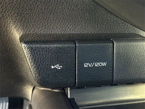 Used 2024 Toyota Camry SE image 20