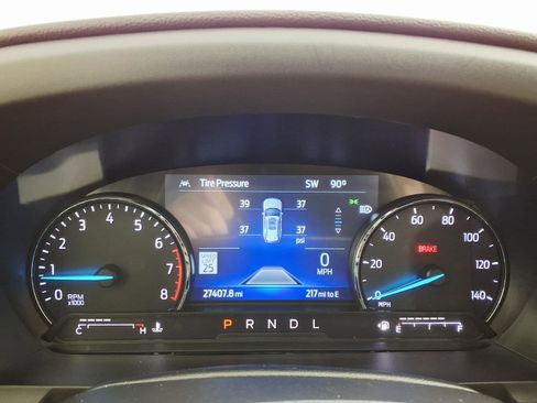 Used 2022 Ford Explorer XLT w/ Equipment Group 202A RWD image 25