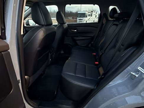 Used 2022 Nissan Rogue SL w/ SL Premium Package image 23