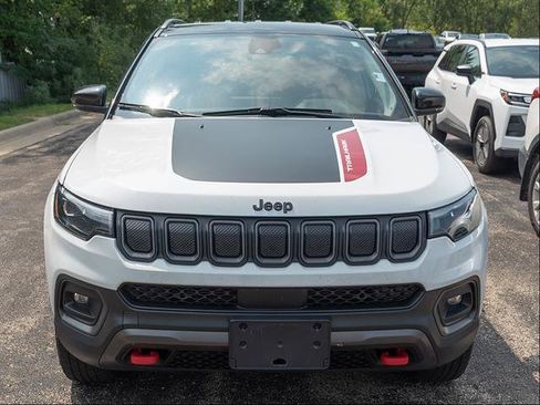 Used 2022 Jeep Compass Trailhawk w/ Trailhawk Elite Group AWD/4WD image 3