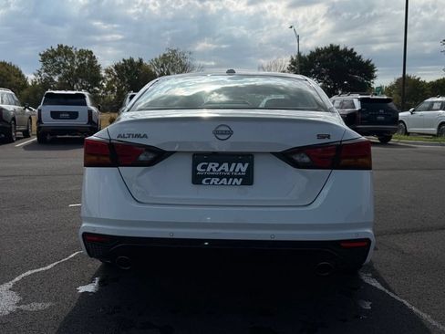 Used 2025 Nissan Altima 2.5 SR FWD image 6