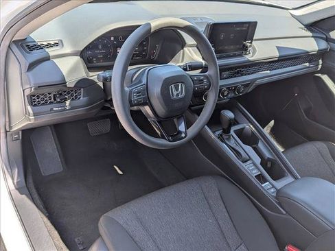Used 2025 Honda Accord LX image 9