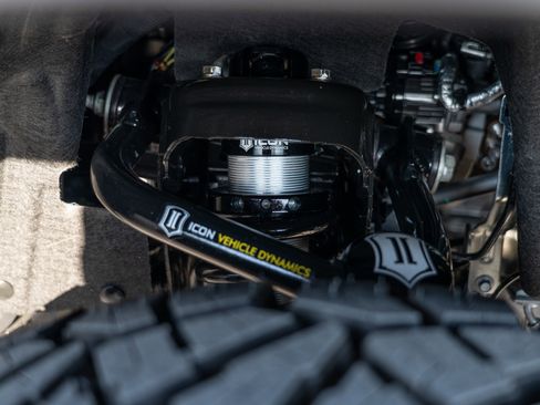 New 2025 Ford Bronco Heritage Edition image 24