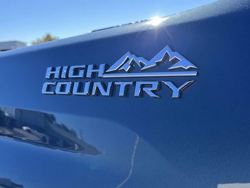 Used 2024 Chevrolet Silverado 2500 High Country w/ High Country Premium Package image 13