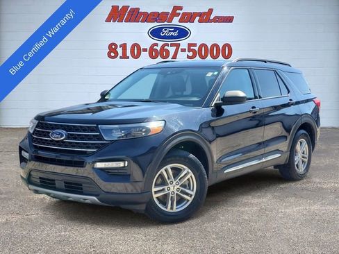 Certified 2022 Ford Explorer XLT w/ Equipment Group 202A AWD/4WD image 1