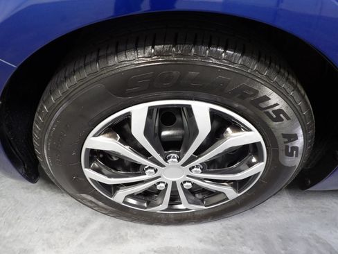 Used 2017 Kia Forte LX FWD image 18