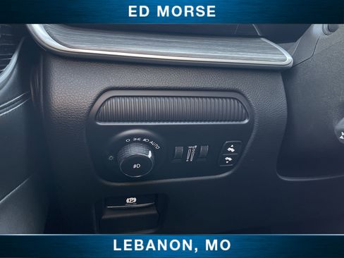 Used 2023 Jeep Wagoneer Series III w/ Premium Group I image 17