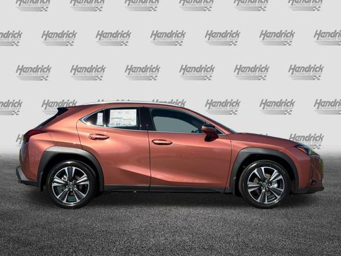 New 2026 Lexus UX 300h FWD image 5