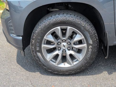 Used 2020 Chevrolet Silverado 1500 RST AWD/4WD image 13