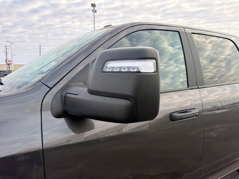 Used 2024 RAM 2500 Big Horn image 21