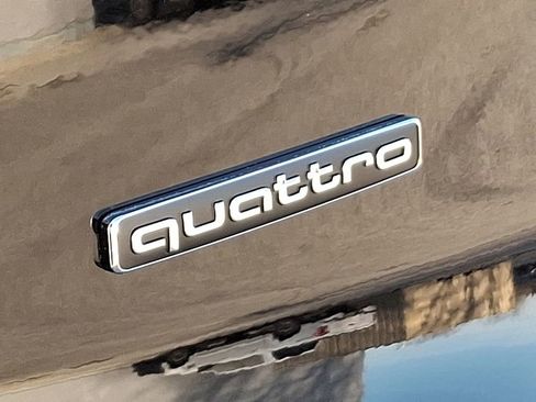 New 2025 Audi Q5 Premium image 12